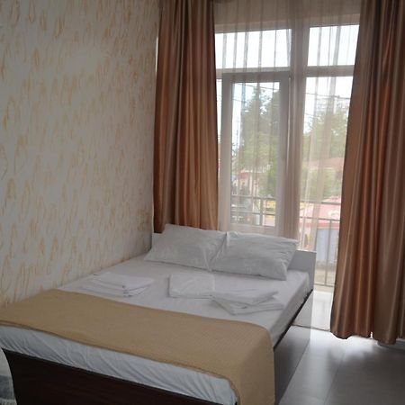 Hotel Niks Makhinjauri Extérieur photo