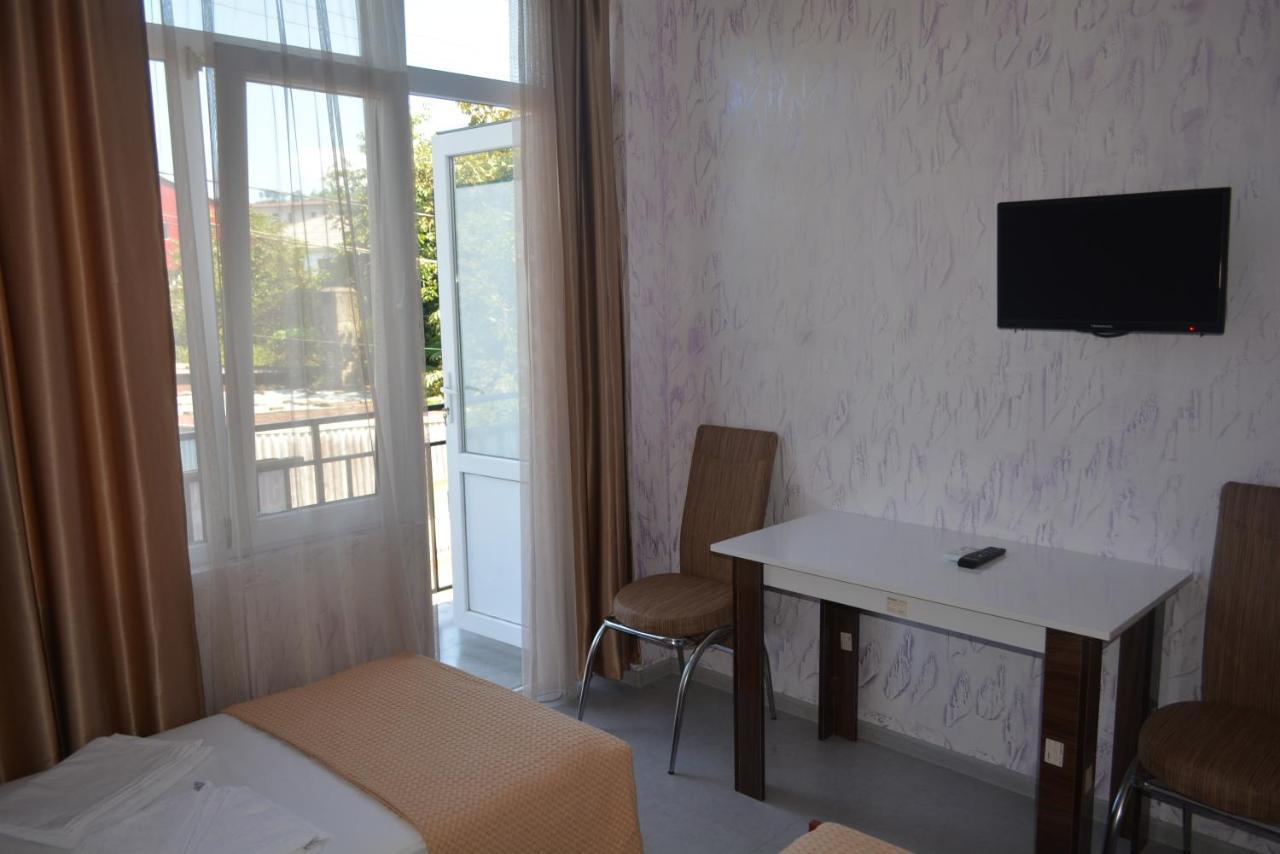 Hotel Niks Makhinjauri Extérieur photo